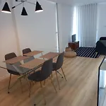 Casa Modern House Hébergement de vacances *